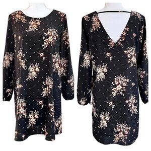 Like New Dex Long sleeved Black Floral Shift Dress Size M